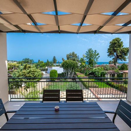 Villa Nisa Apartment Sea View Фонтане-Б'янке Екстер'єр фото